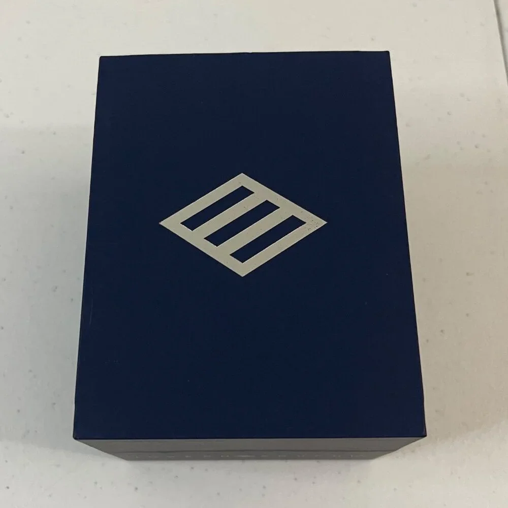 Joseph Abboud Silver-Tone White Dial Mens Watch In Original Box, New - Picture 4 of 13